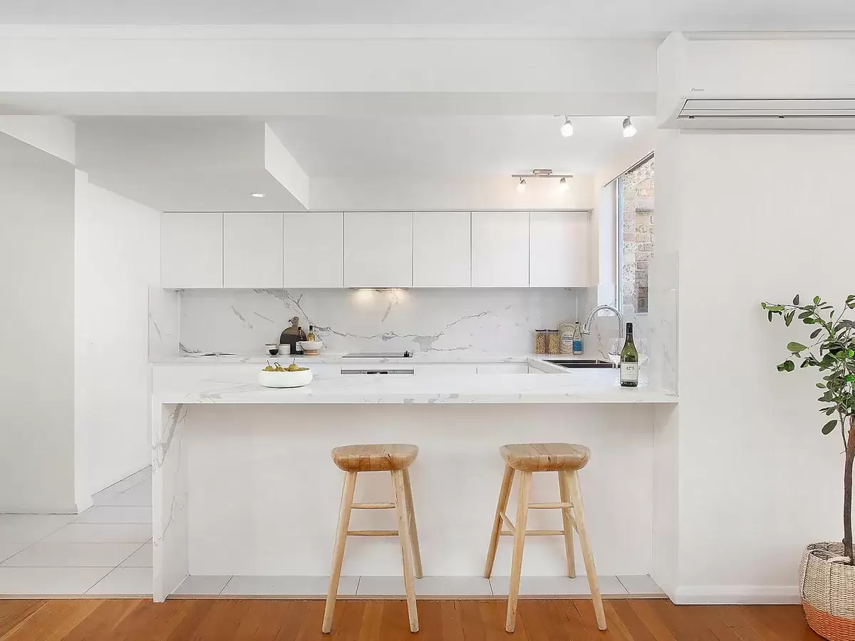 4/24 Almora Street, Mosman Sold by Sydney Sotheby's International Realty - image 3