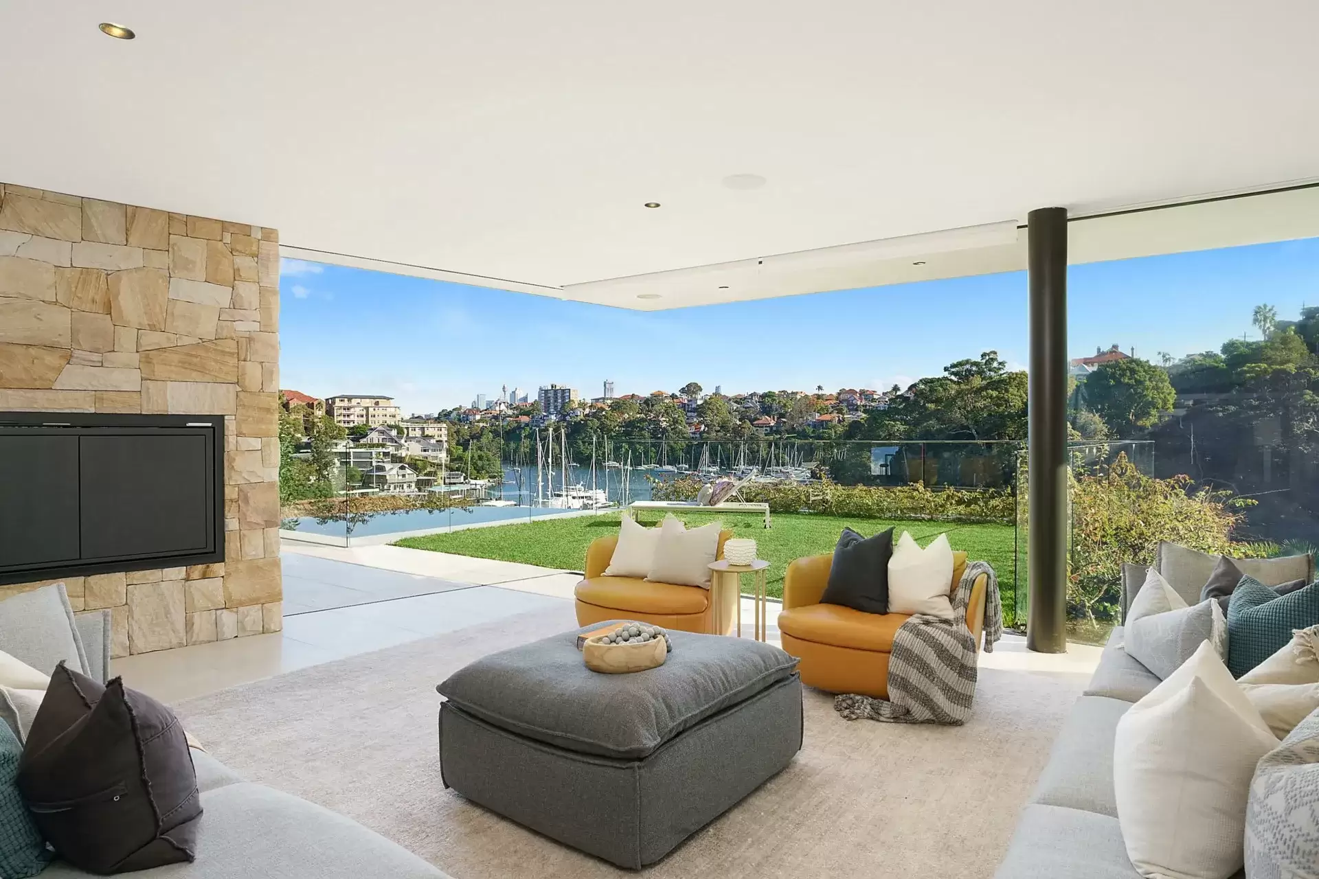 3A Avenue Road, Mosman Sold by Sydney Sotheby's International Realty - image 1
