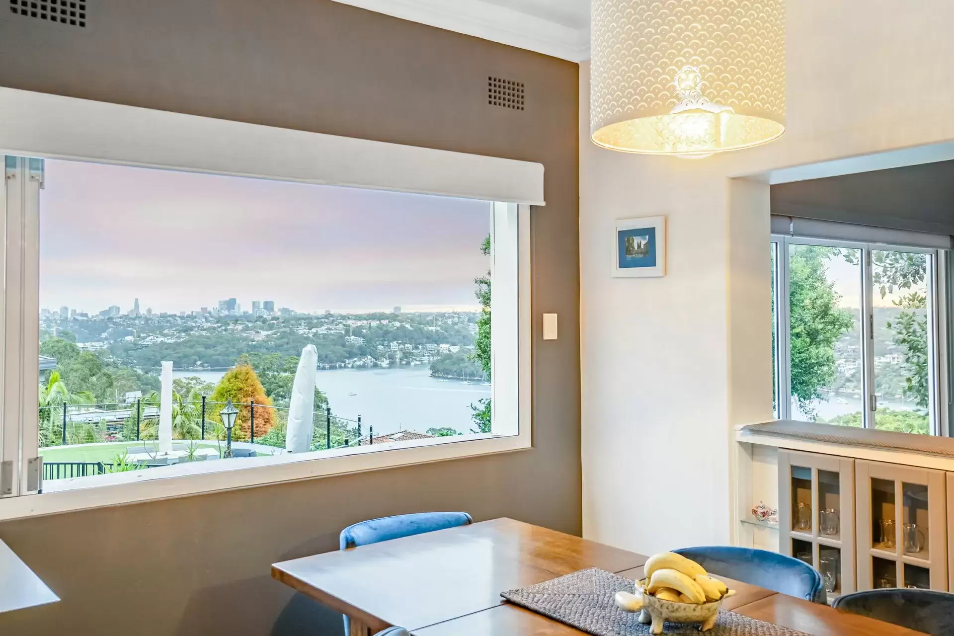 5 Gurney Crescent, Seaforth Sold by Sydney Sotheby's International Realty - image 2