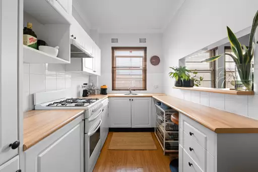 7 /31 South Avenue, Double Bay Leased by Sydney Sotheby's International Realty