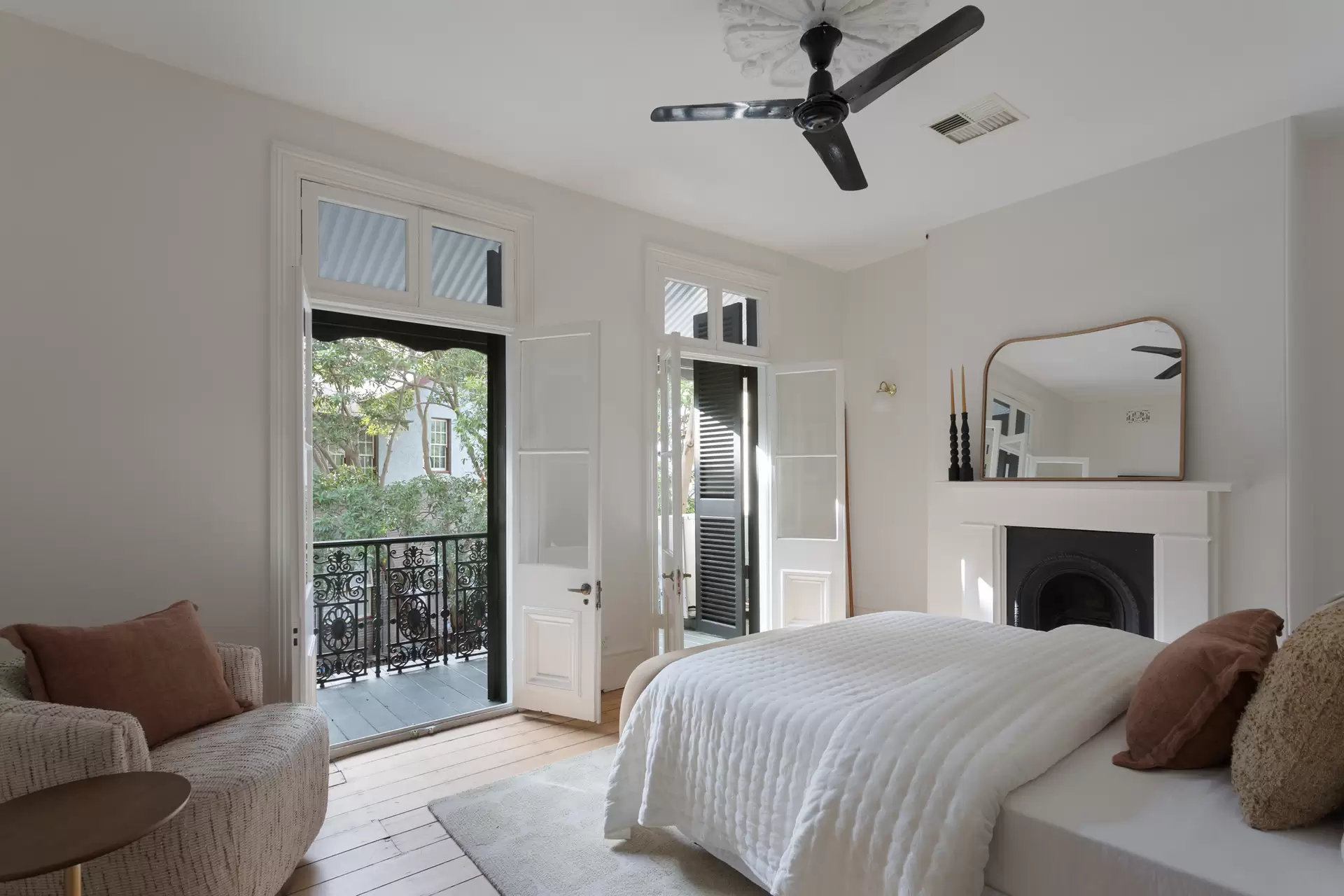 459 Liverpool Street, Darlinghurst Sold by Sydney Sotheby's International Realty - image 1