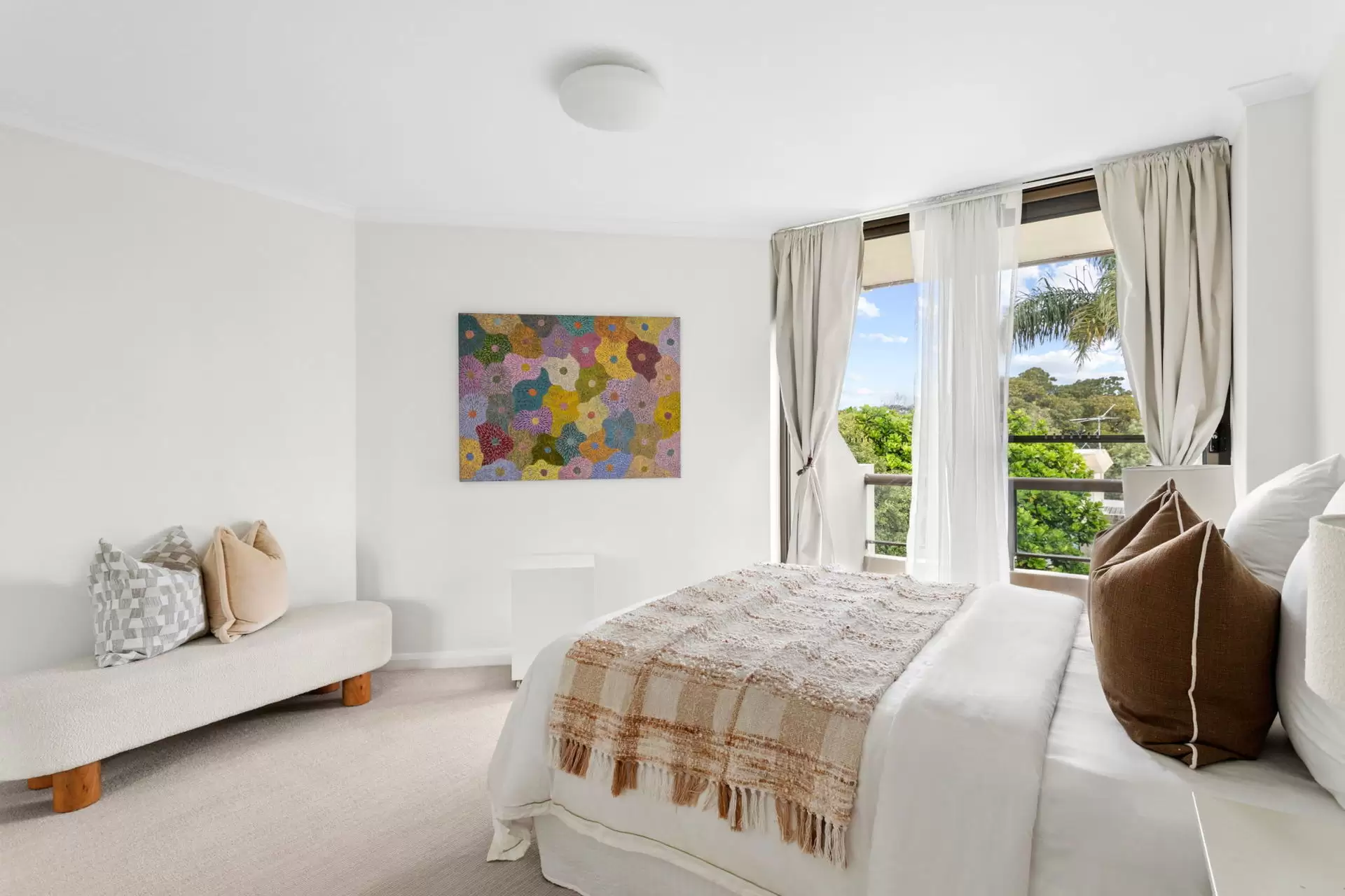 4/2 New Mclean Street, Edgecliff Sold by Sydney Sotheby's International Realty - image 4