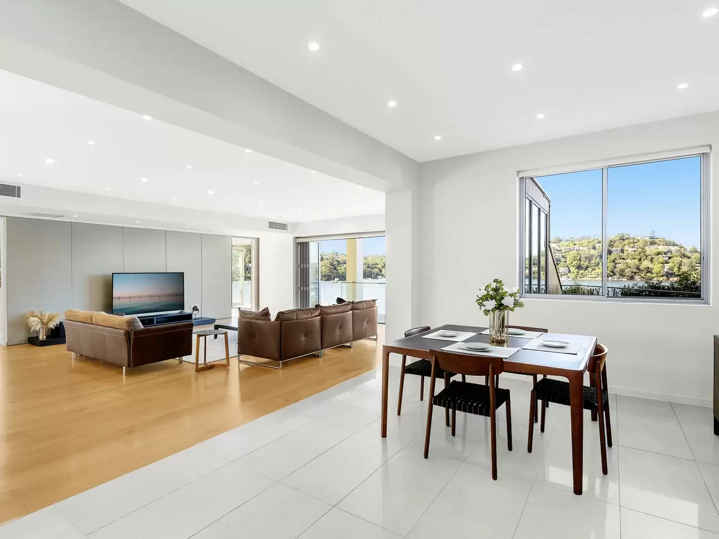 308 Edinburgh Road, Castlecrag Sold by Sydney Sotheby's International Realty - image 11