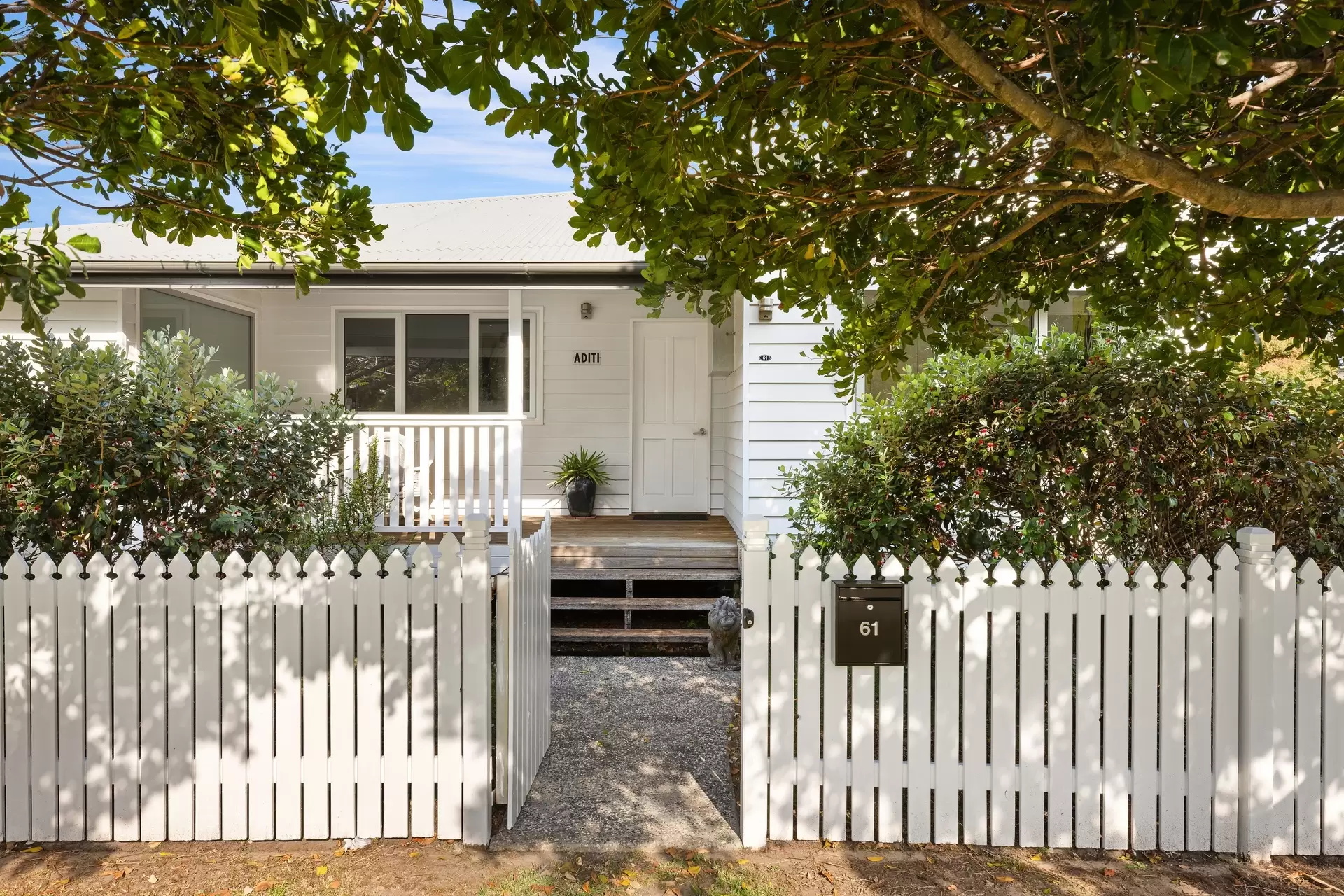 61 Tennyson Street, Byron Bay For Sale by Sydney Sotheby's International Realty - image 21