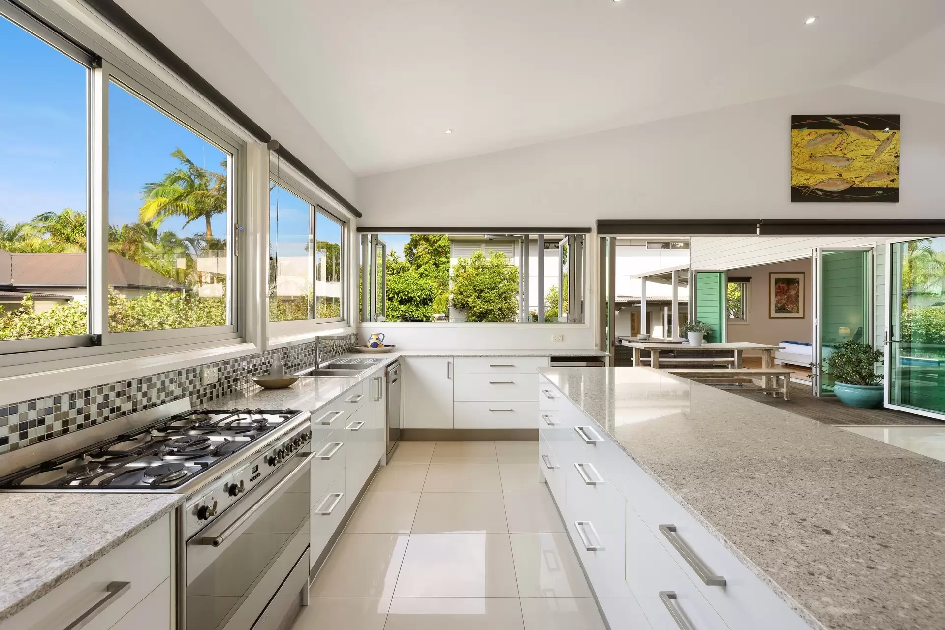 61 Tennyson Street, Byron Bay For Sale by Sydney Sotheby's International Realty - image 4