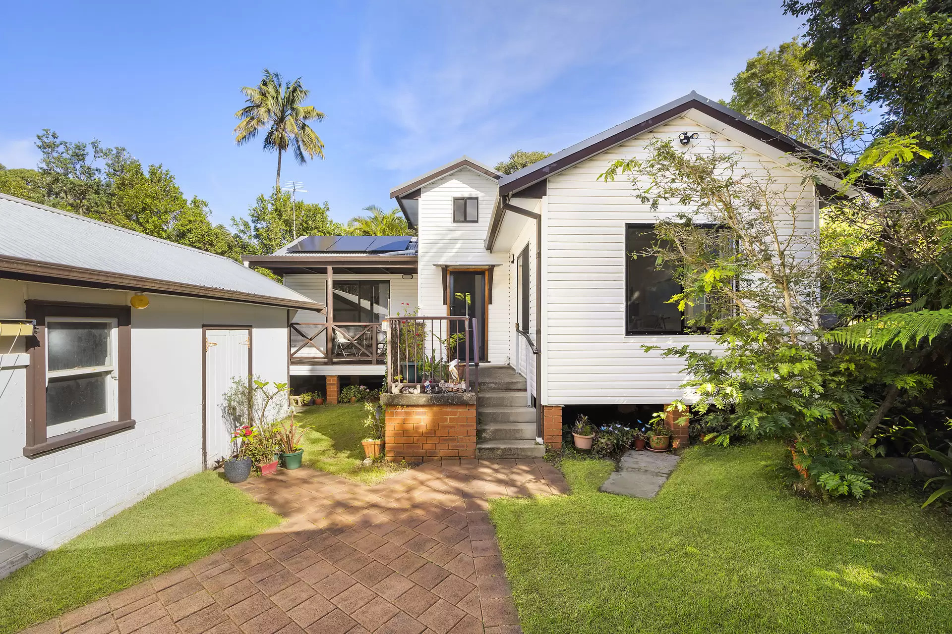 4 Neil Street, Bundeena Sold by Sydney Sotheby's International Realty - image 3
