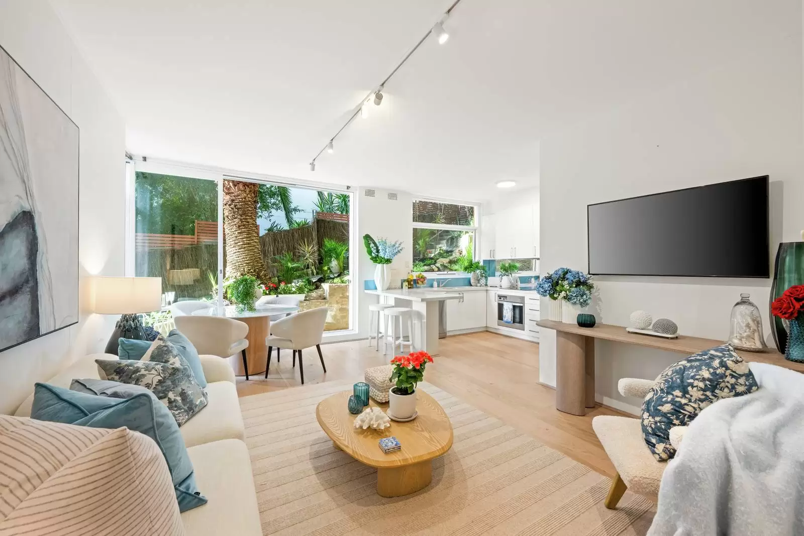 1E/4 Buckhurst Avenue, Point Piper Leased by Sydney Sotheby's International Realty - image 1