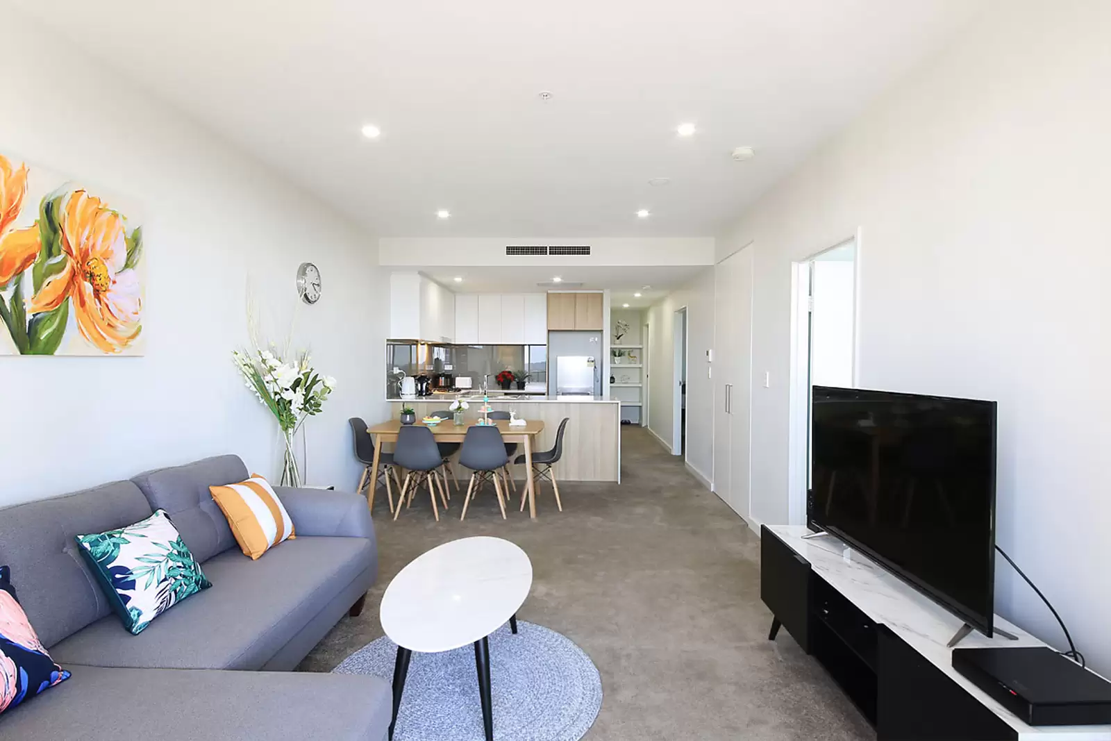 3001/11 Hassall St, Parramatta Sold by Sydney Sotheby's International Realty - image 2