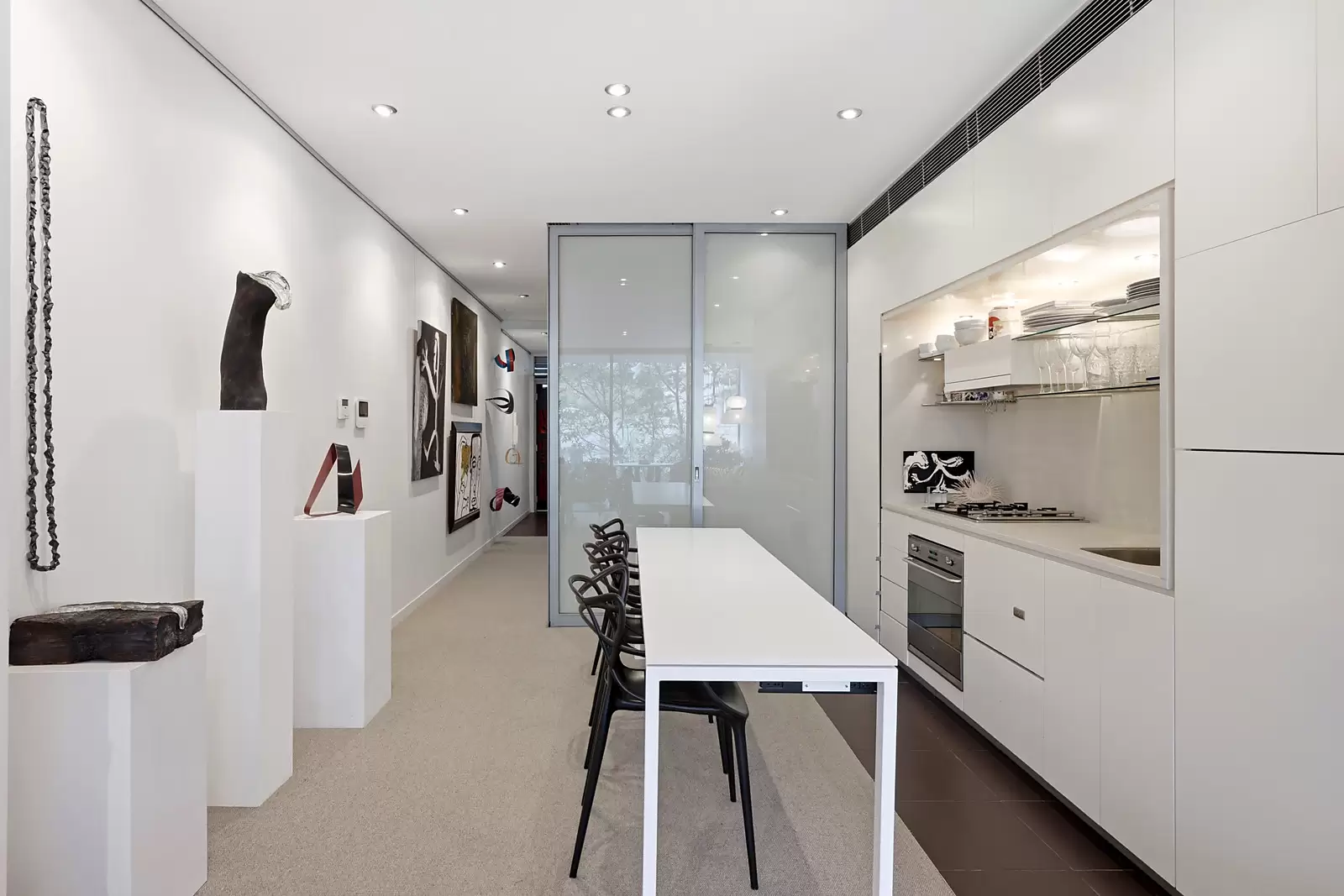 202/76-88 Crown Street, Woolloomooloo Sold by Sydney Sotheby's International Realty - image 7