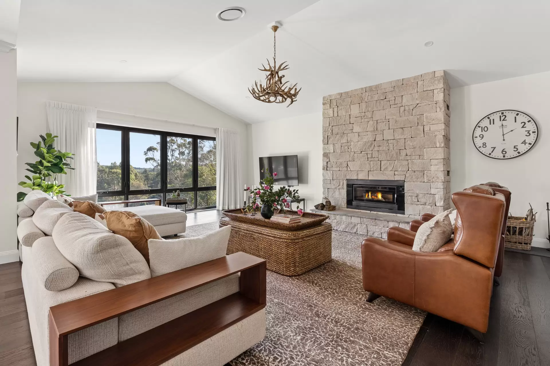 5 Soma Avenue, Bowral For Sale by Sydney Sotheby's International Realty - image 6