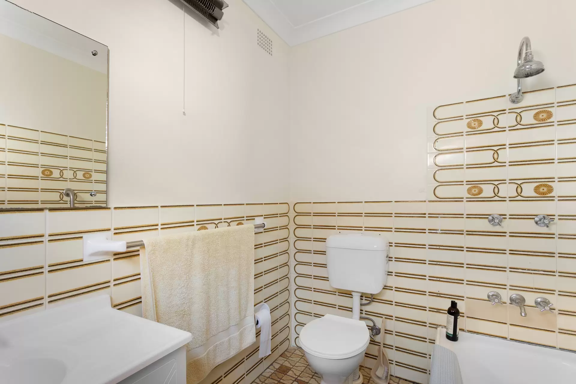 187 Sutherland Street, Paddington Sold by Sydney Sotheby's International Realty - image 1