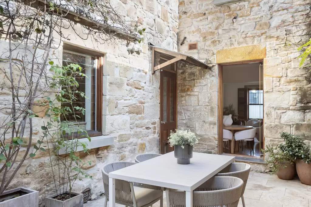 212 Palmer Street, Darlinghurst Sold by Sydney Sotheby's International Realty