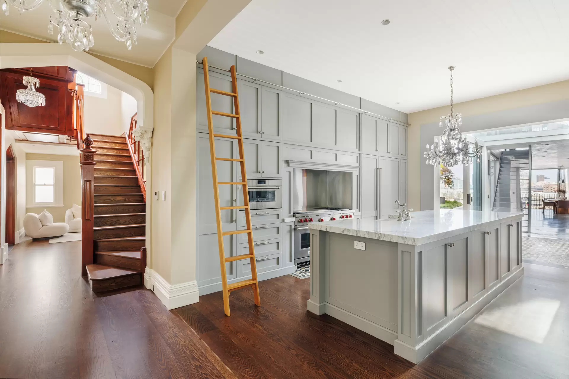 24 Pearson Street, Balmain East Auction by Sydney Sotheby's International Realty - image 1