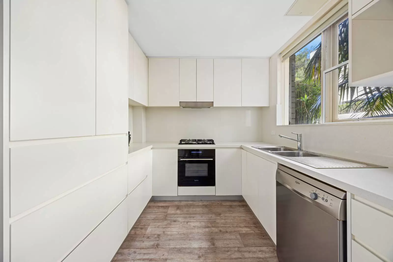 14 Ocean Avenue, Double Bay Leased by Sydney Sotheby's International Realty - image 3