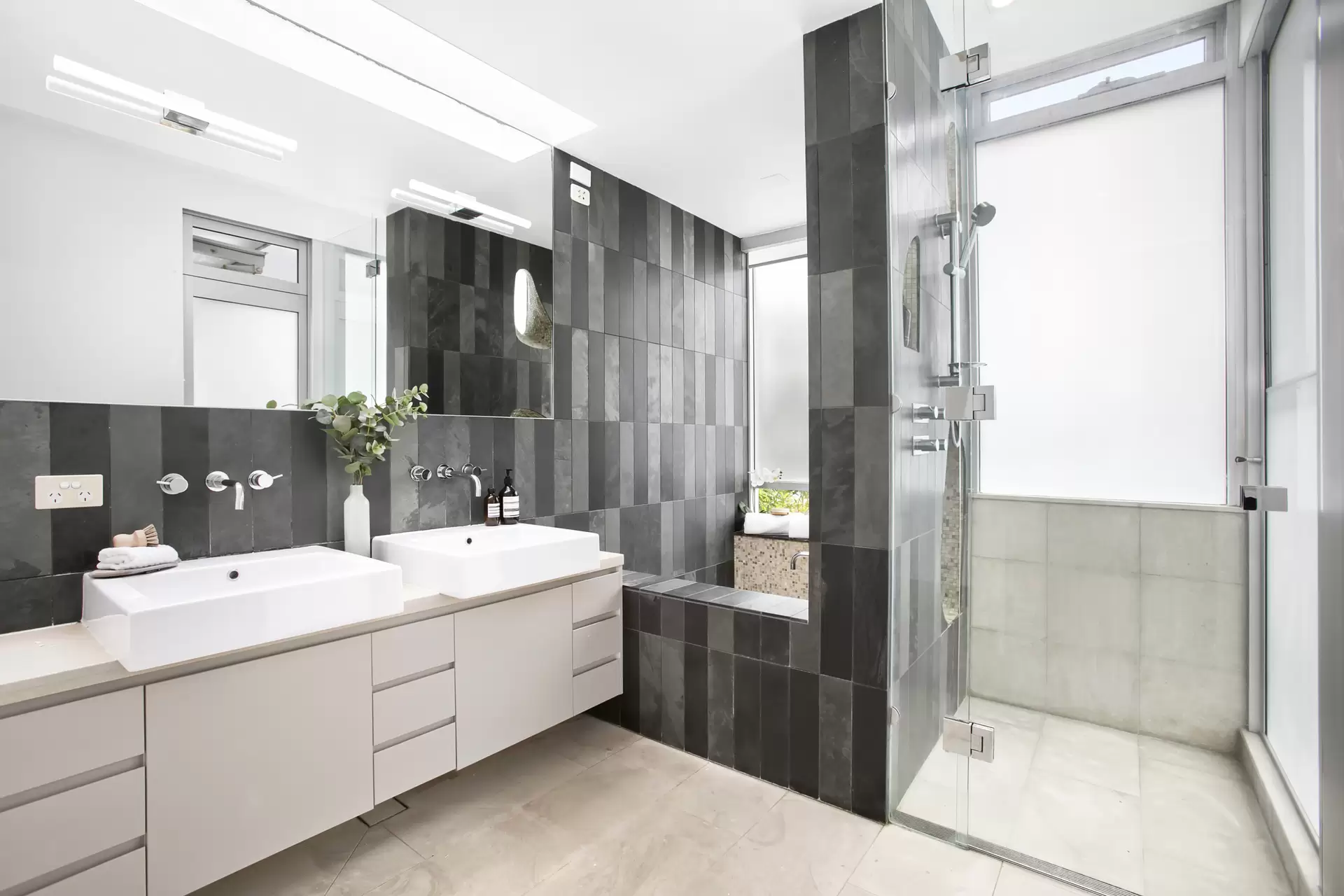 4 Blackwood Avenue, Clovelly For Sale by Sydney Sotheby's International Realty - image 12