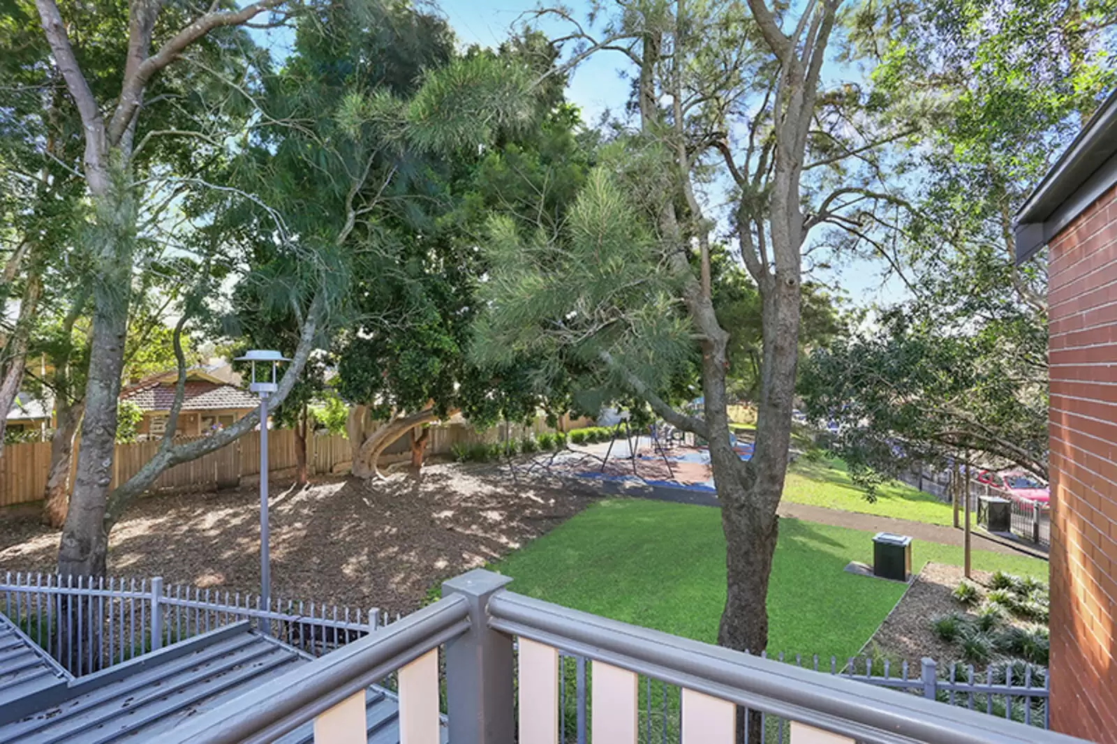 5/16-18 Franklyn Street, Glebe Leased by Sydney Sotheby's International Realty - image 4