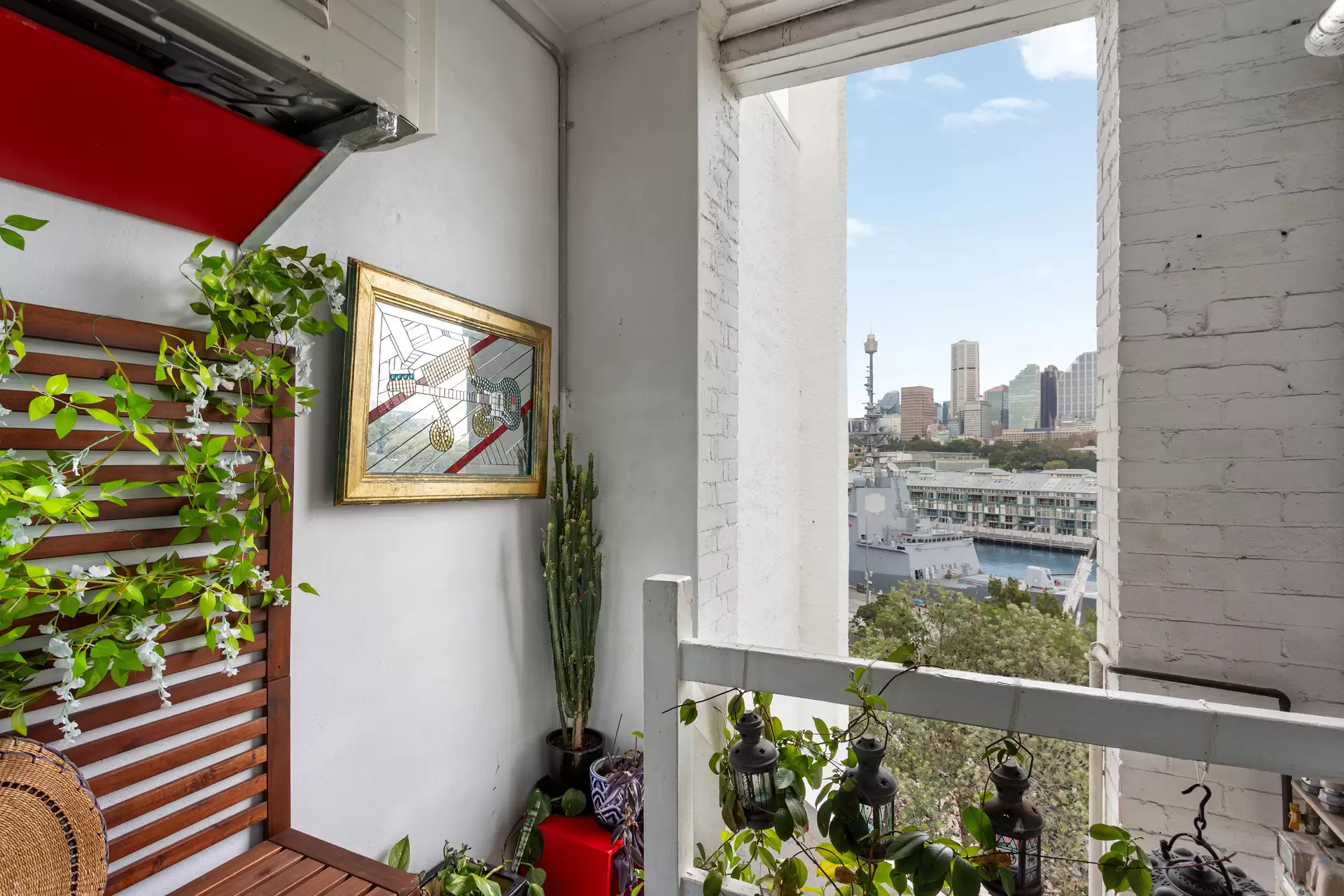 5 Wylde Street, Potts Point For Sale by Sydney Sotheby's International Realty - image 1