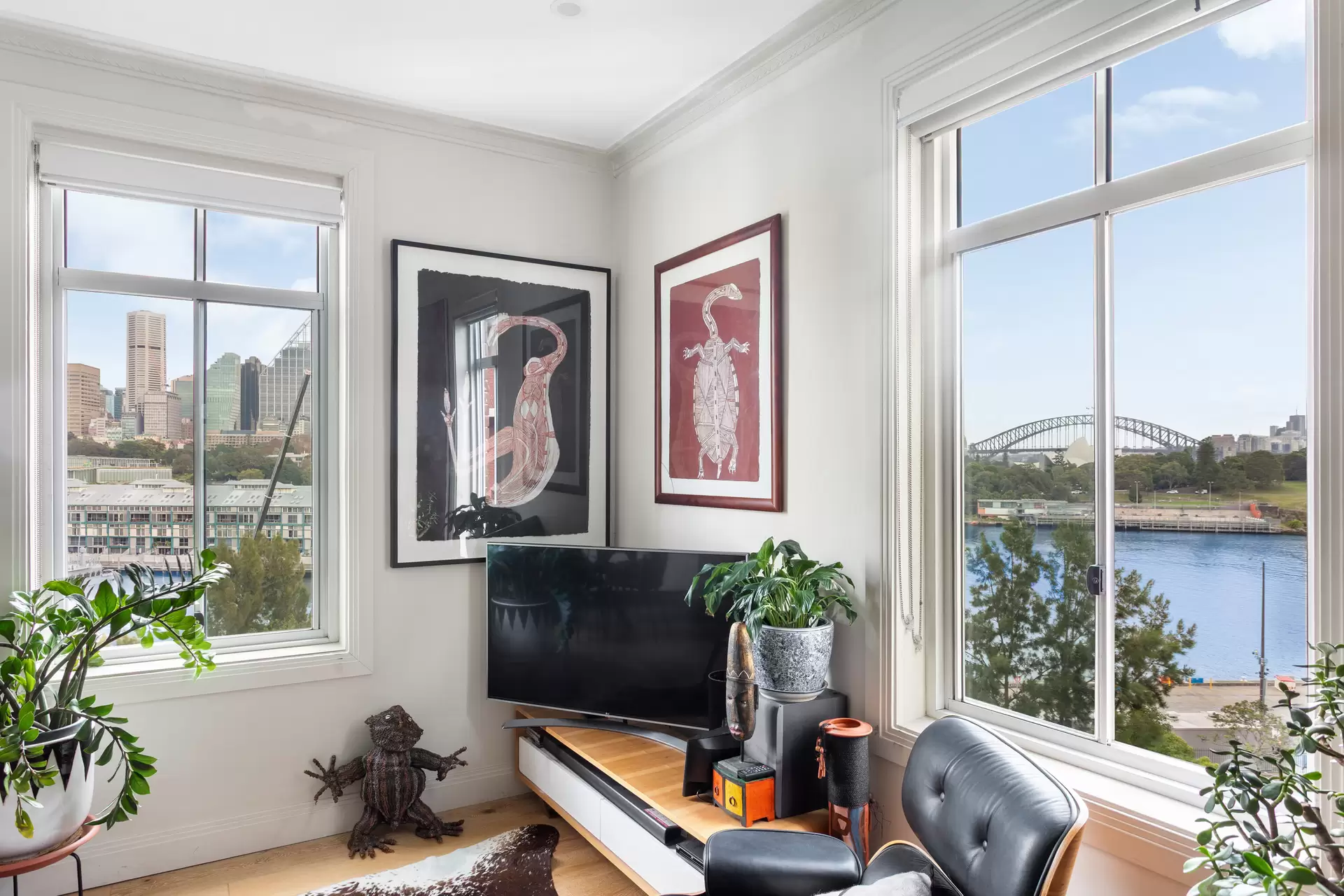 5 Wylde Street, Potts Point For Sale by Sydney Sotheby's International Realty - image 1
