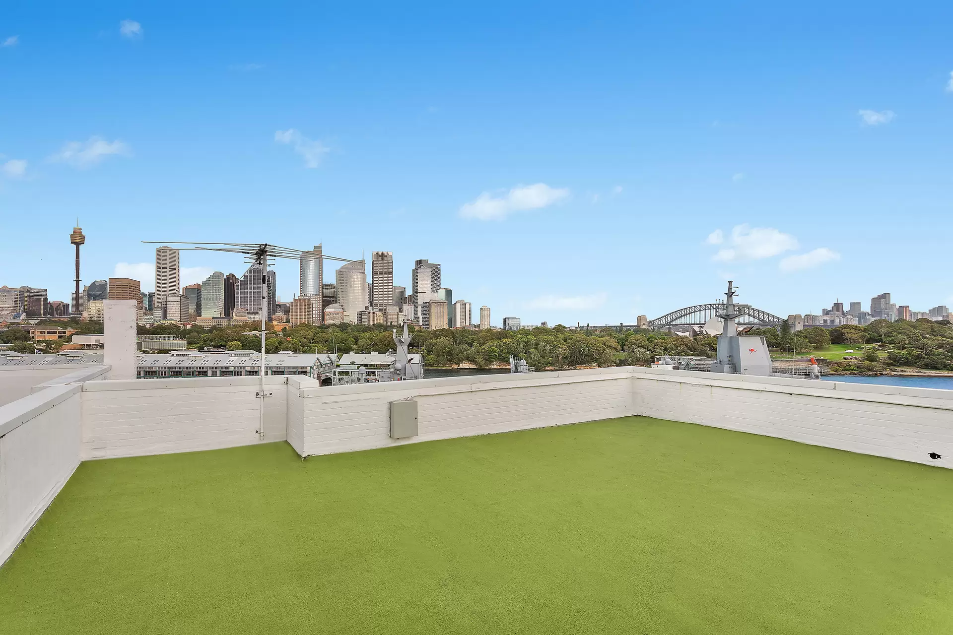5 Wylde Street, Potts Point For Sale by Sydney Sotheby's International Realty - image 1