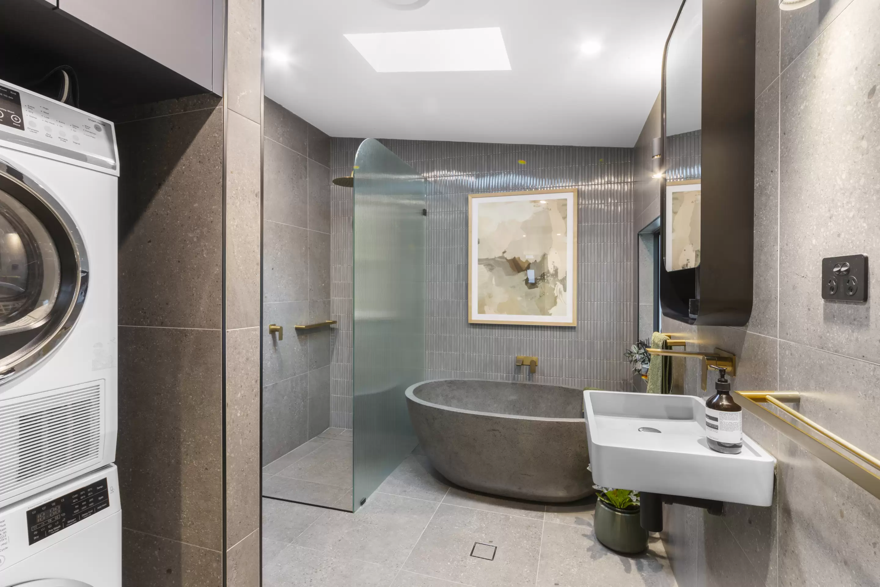 55 Albion Street, Surry Hills Sold by Sydney Sotheby's International Realty - image 7