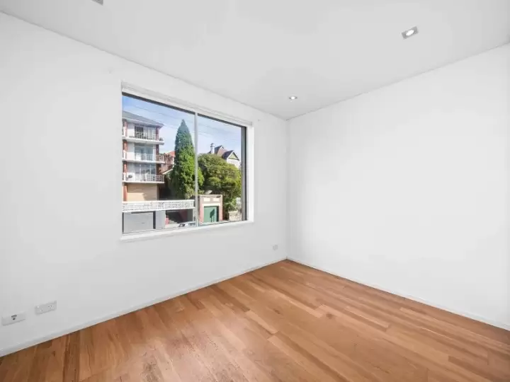 7/ 90 Coogee Bay Road, Coogee Leased by Sydney Sotheby's International Realty - image 4