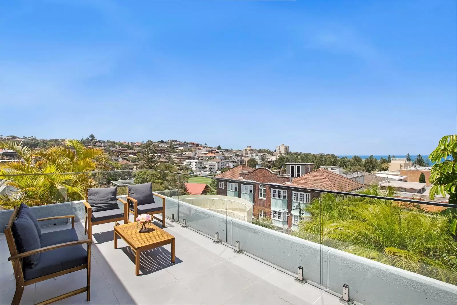 7/180-196 Coogee Bay Road, Coogee For Sale by Sydney Sotheby's International Realty - image 1