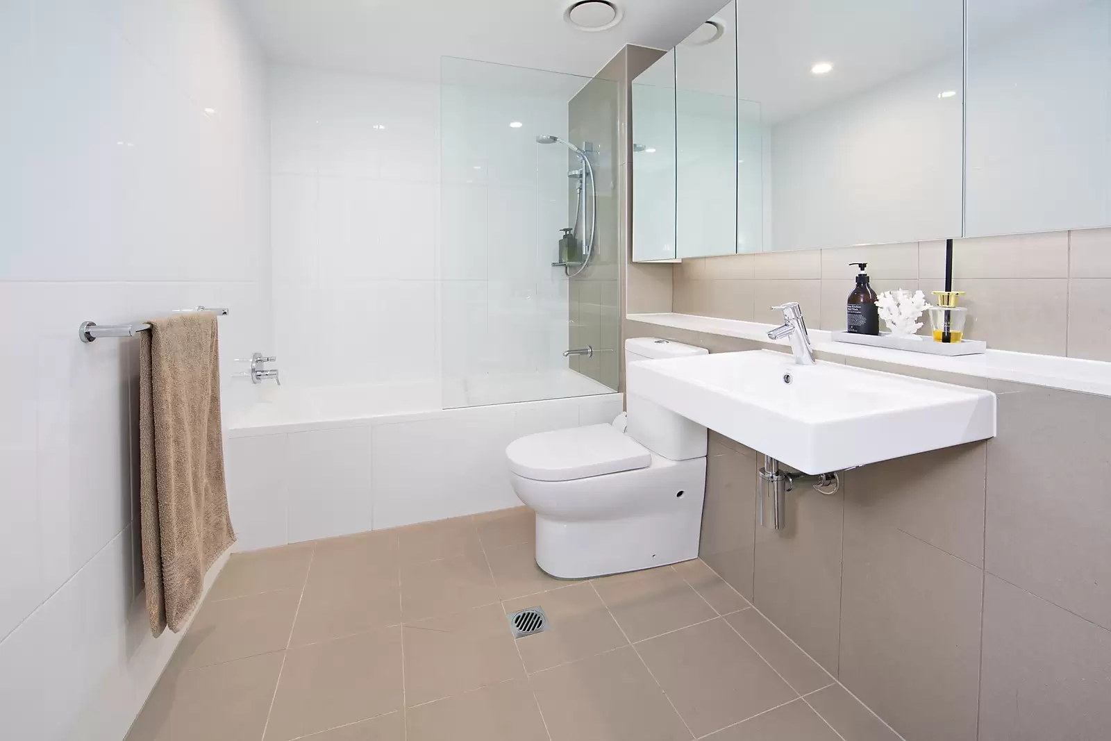 73/619-629 Gardeners Road, Mascot Sold by Sydney Sotheby's International Realty - image 4