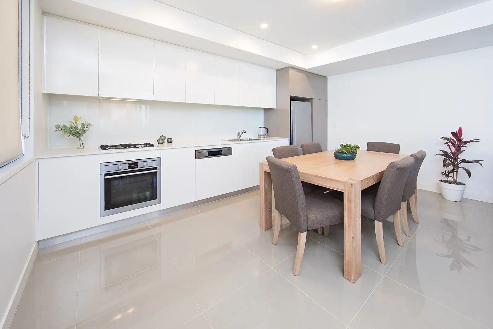 73/619-629 Gardeners Road, Mascot Sold by Sydney Sotheby's International Realty - image 2