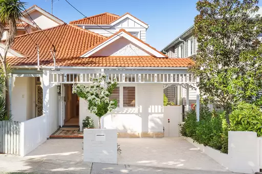 31 Clifton Road, Clovelly Sold by Sydney Sotheby's International Realty