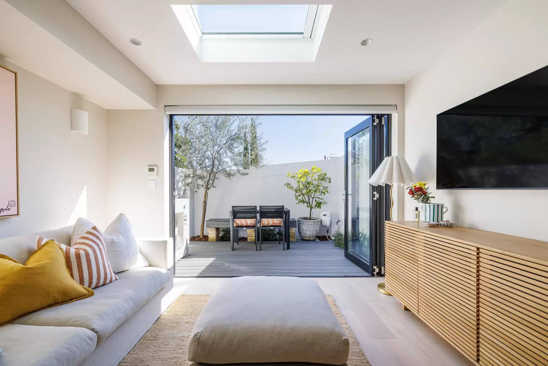 12 Shadforth Street, Paddington Sold by Sydney Sotheby's International Realty - image 1