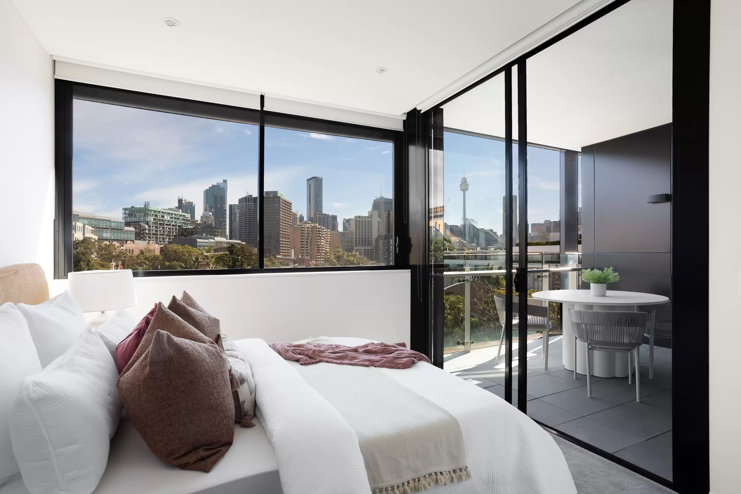 24/299 Forbes Street, Darlinghurst Sold by Sydney Sotheby's International Realty - image 6