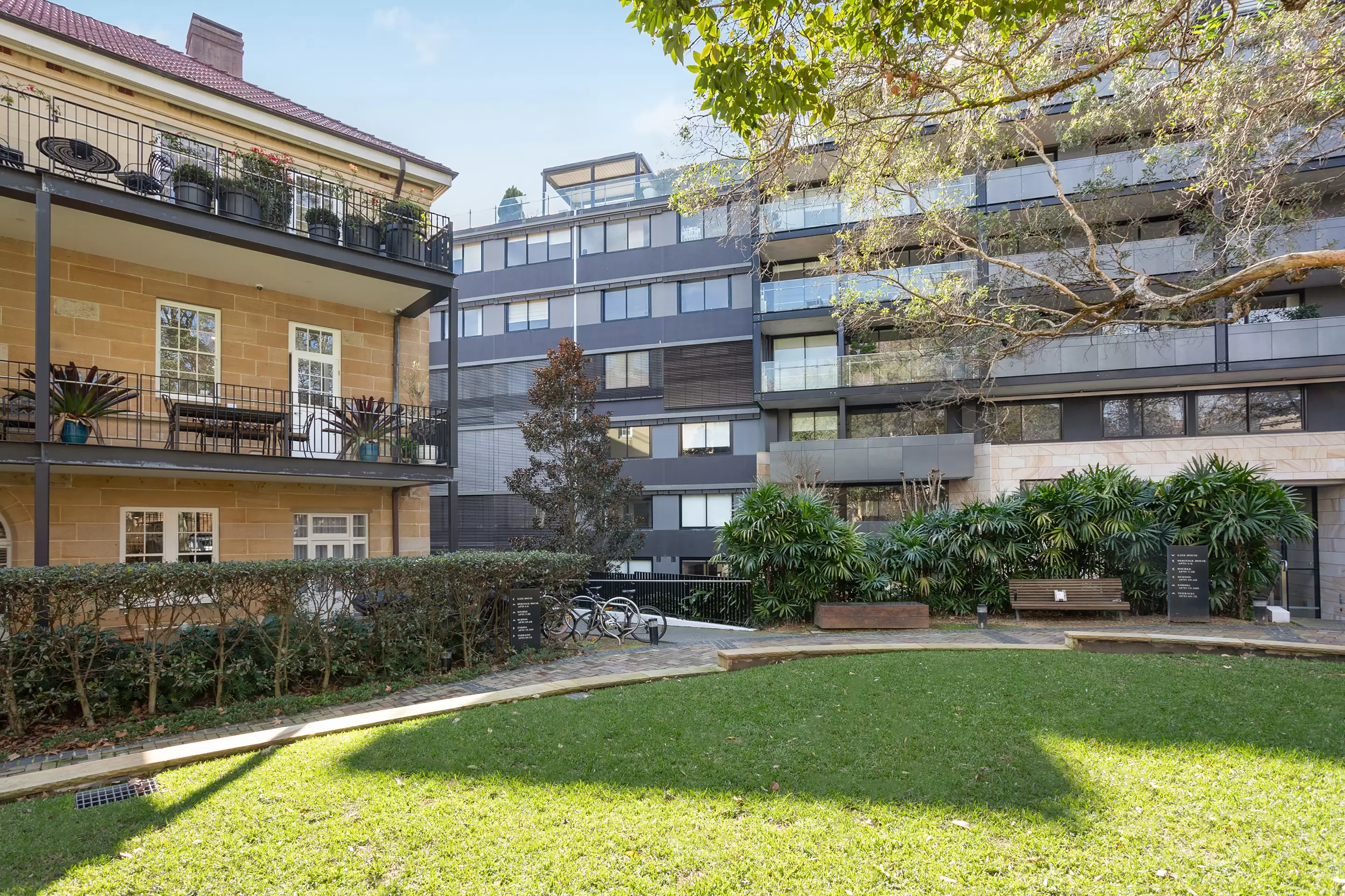 24/299 Forbes Street, Darlinghurst Sold by Sydney Sotheby's International Realty - image 9