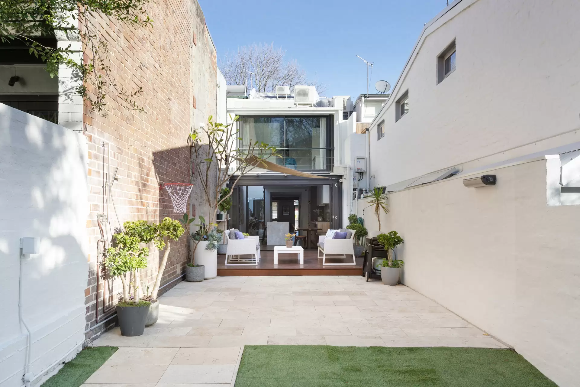 82 Ann Street, Surry Hills For Sale by Sydney Sotheby's International Realty - image 1