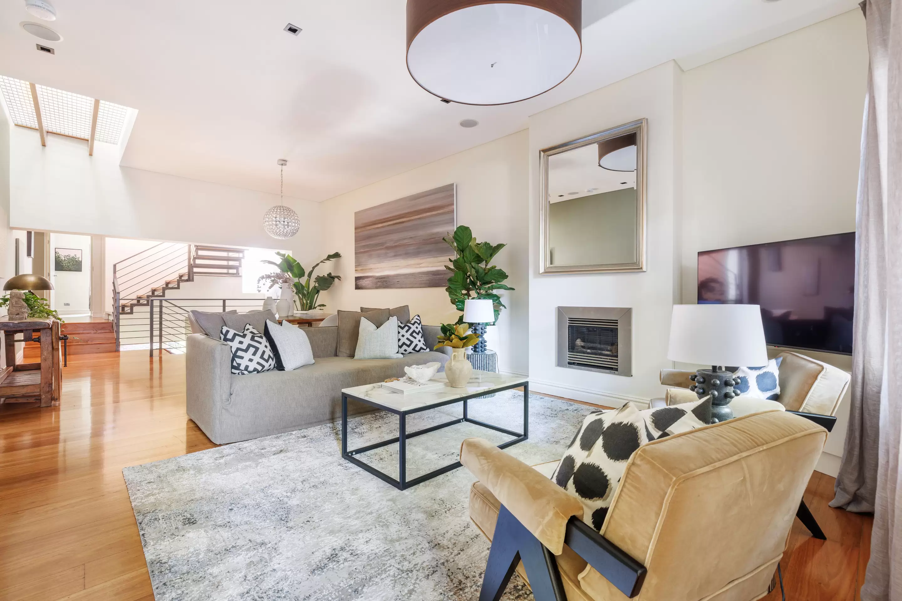 28 Napier Street, Paddington Sold by Sydney Sotheby's International Realty - image 1