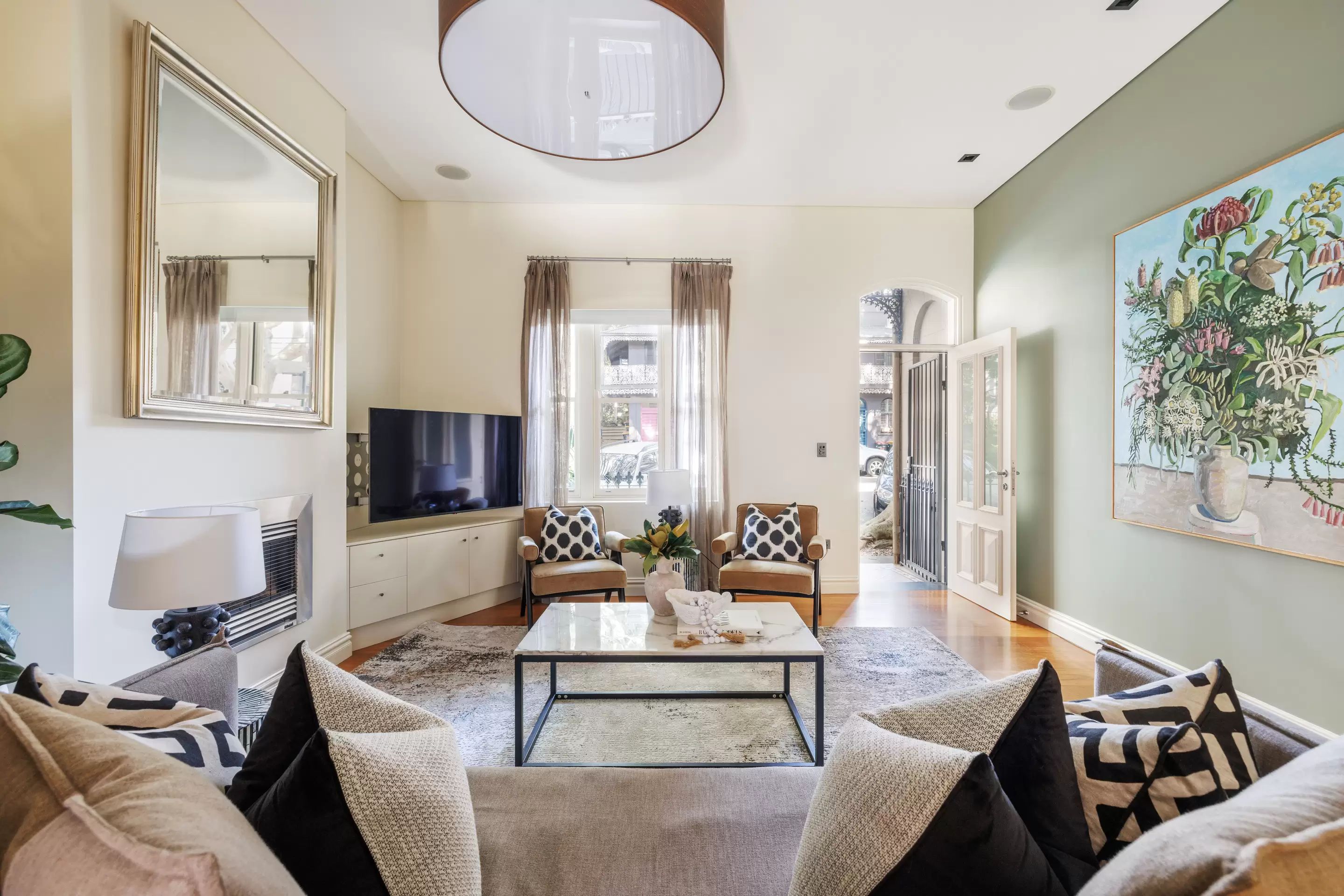 28 Napier Street, Paddington Sold by Sydney Sotheby's International Realty - image 2
