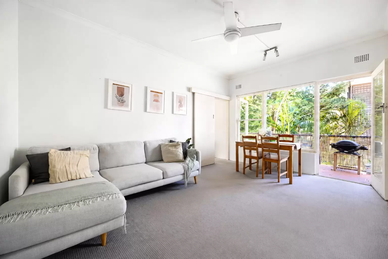 8/9-11 St Pauls Street, Randwick Sold by Sydney Sotheby's International Realty - image 1