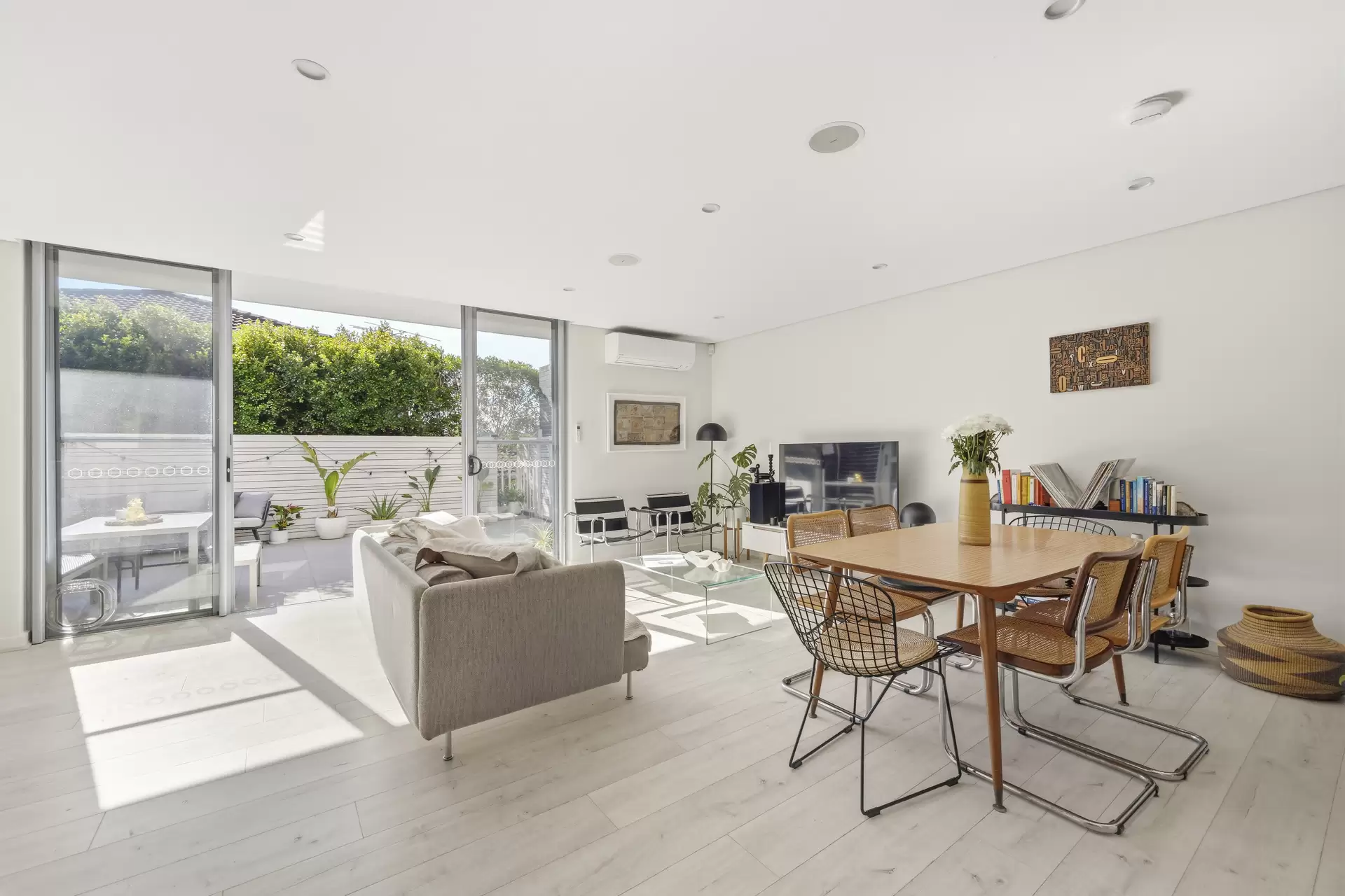 3/9 Chicago Avenue, Maroubra Sold by Sydney Sotheby's International Realty - image 1