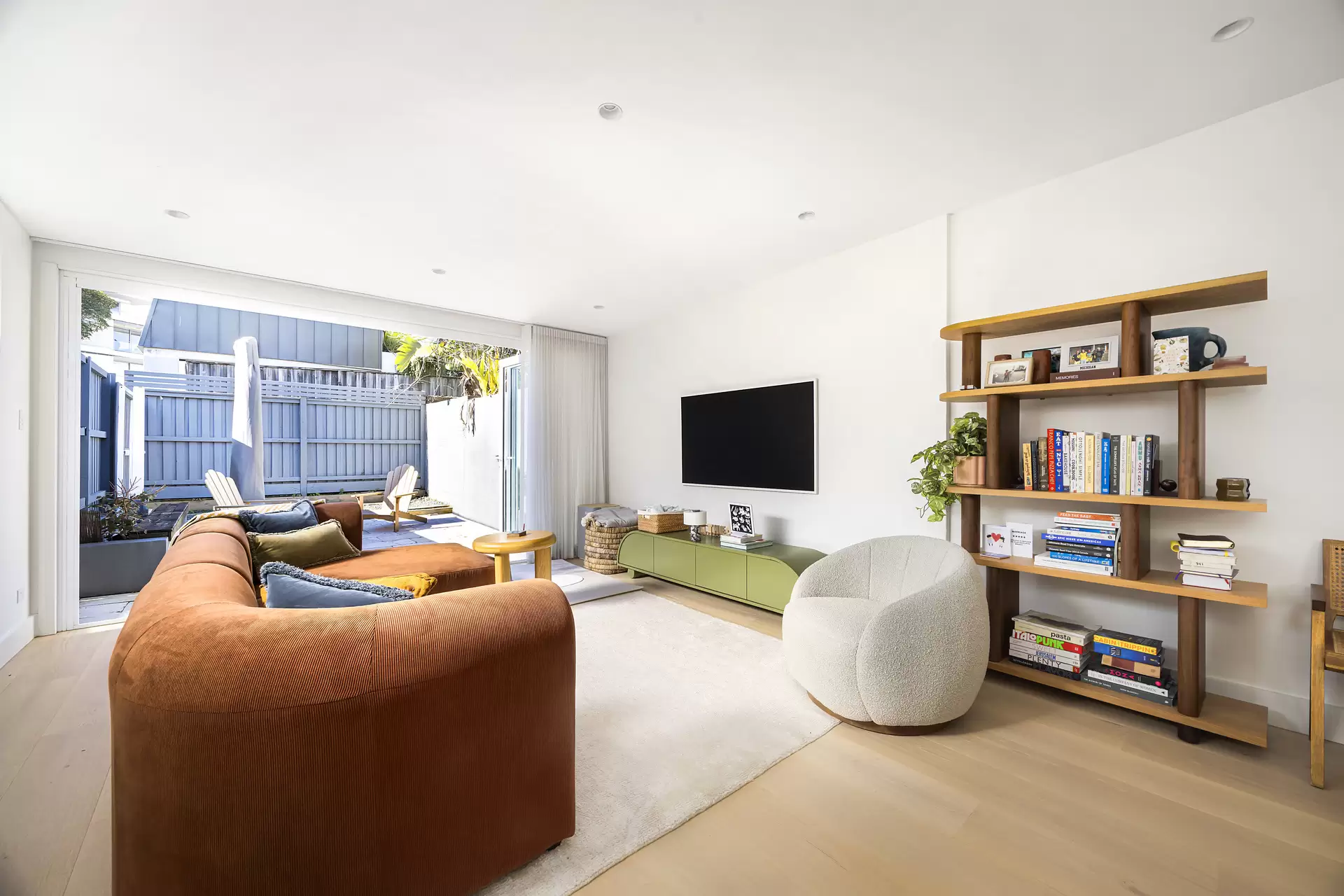46 Brisbane Street, Bondi Junction Sold by Sydney Sotheby's International Realty - image 2