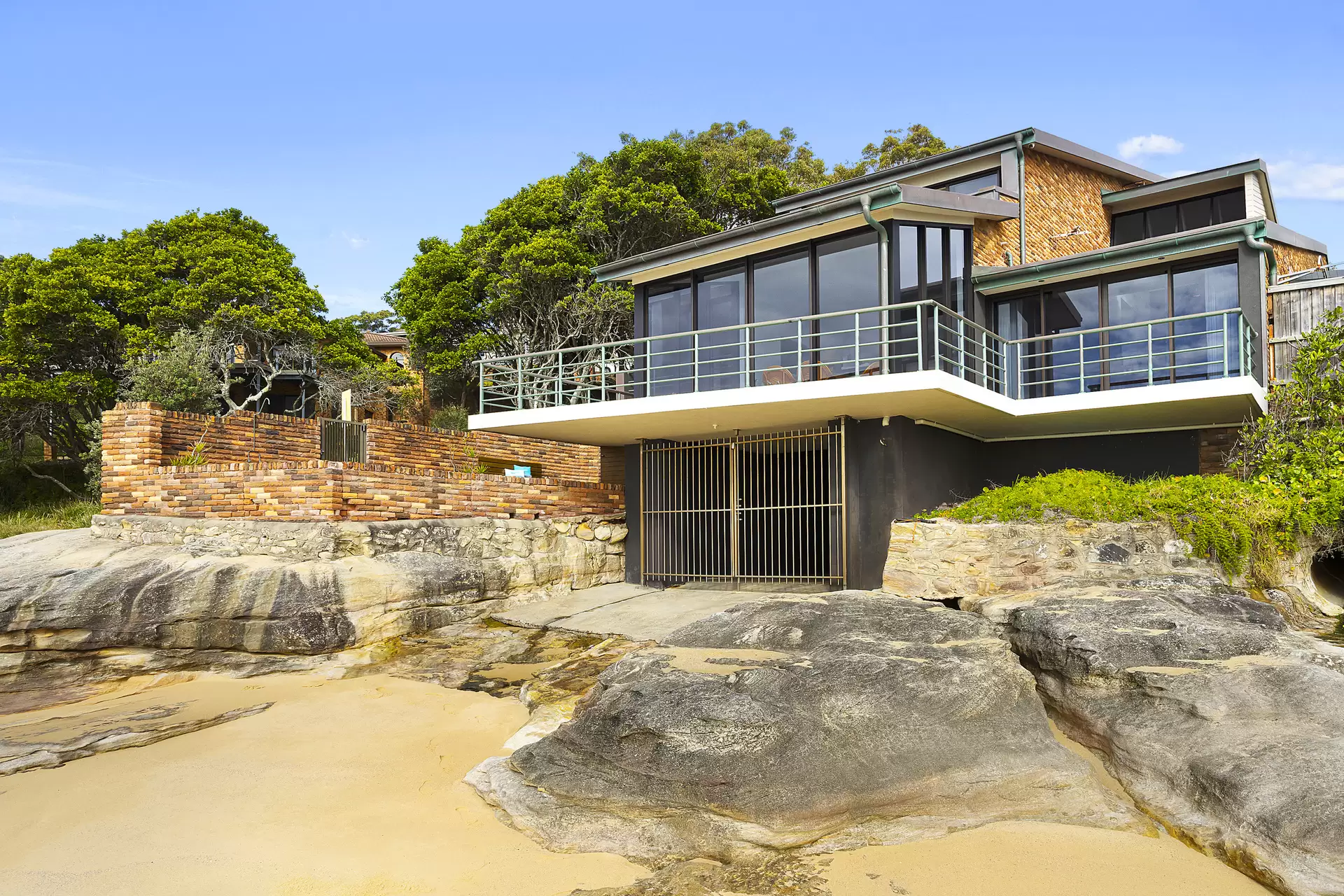 1 Neil Street, Bundeena For Sale by Sydney Sotheby's International Realty - image 3
