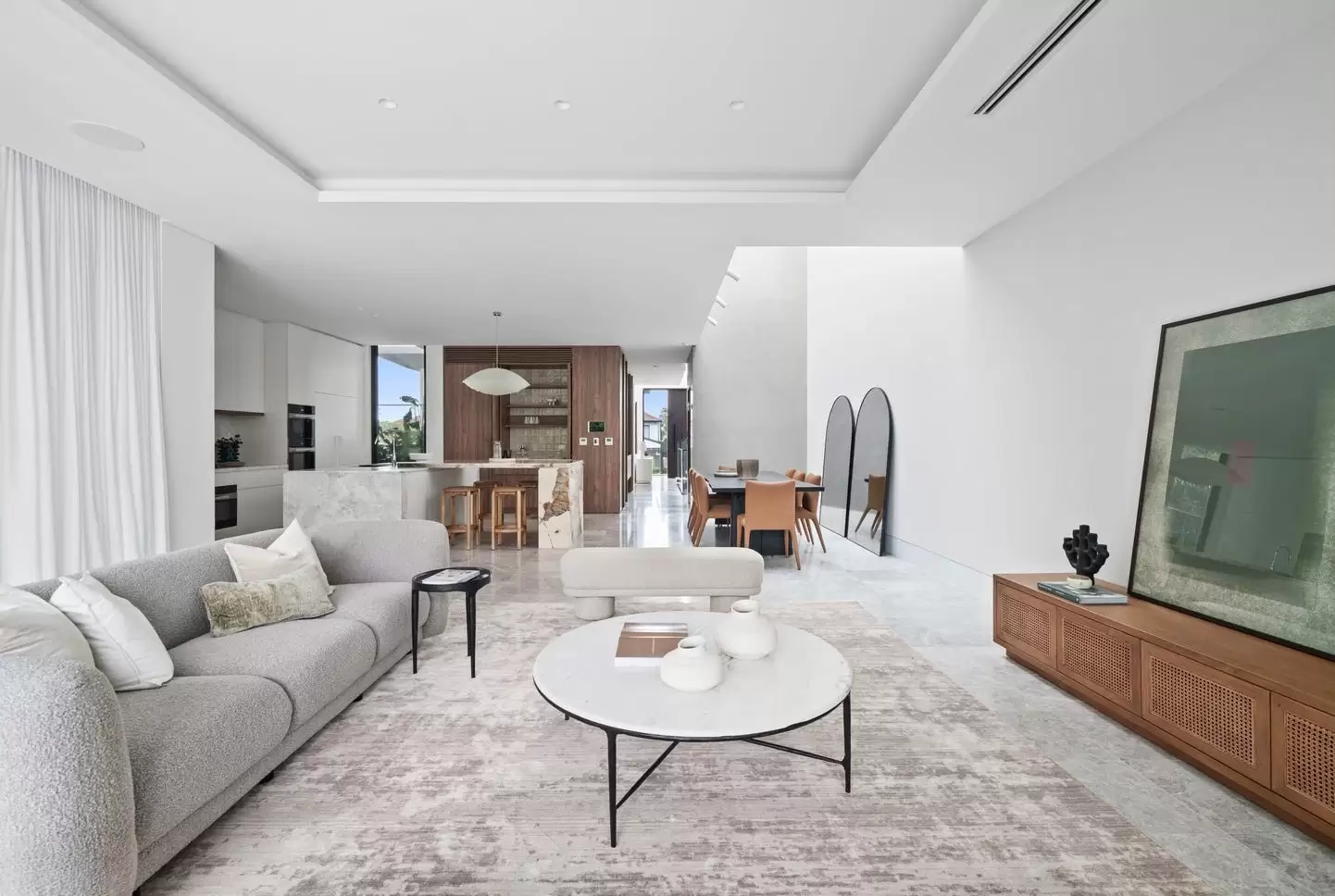 2a Bond Street, Maroubra Sold by Sydney Sotheby's International Realty - image 2