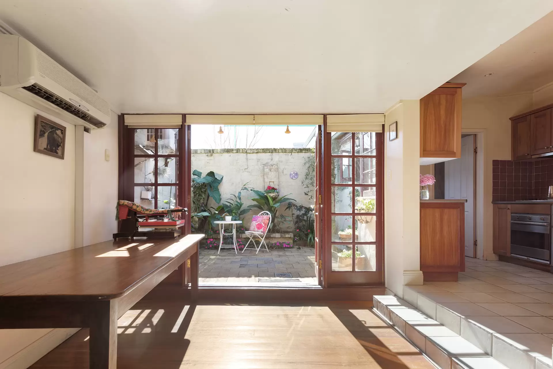 8 Gipps Street, Paddington Sold by Sydney Sotheby's International Realty - image 1