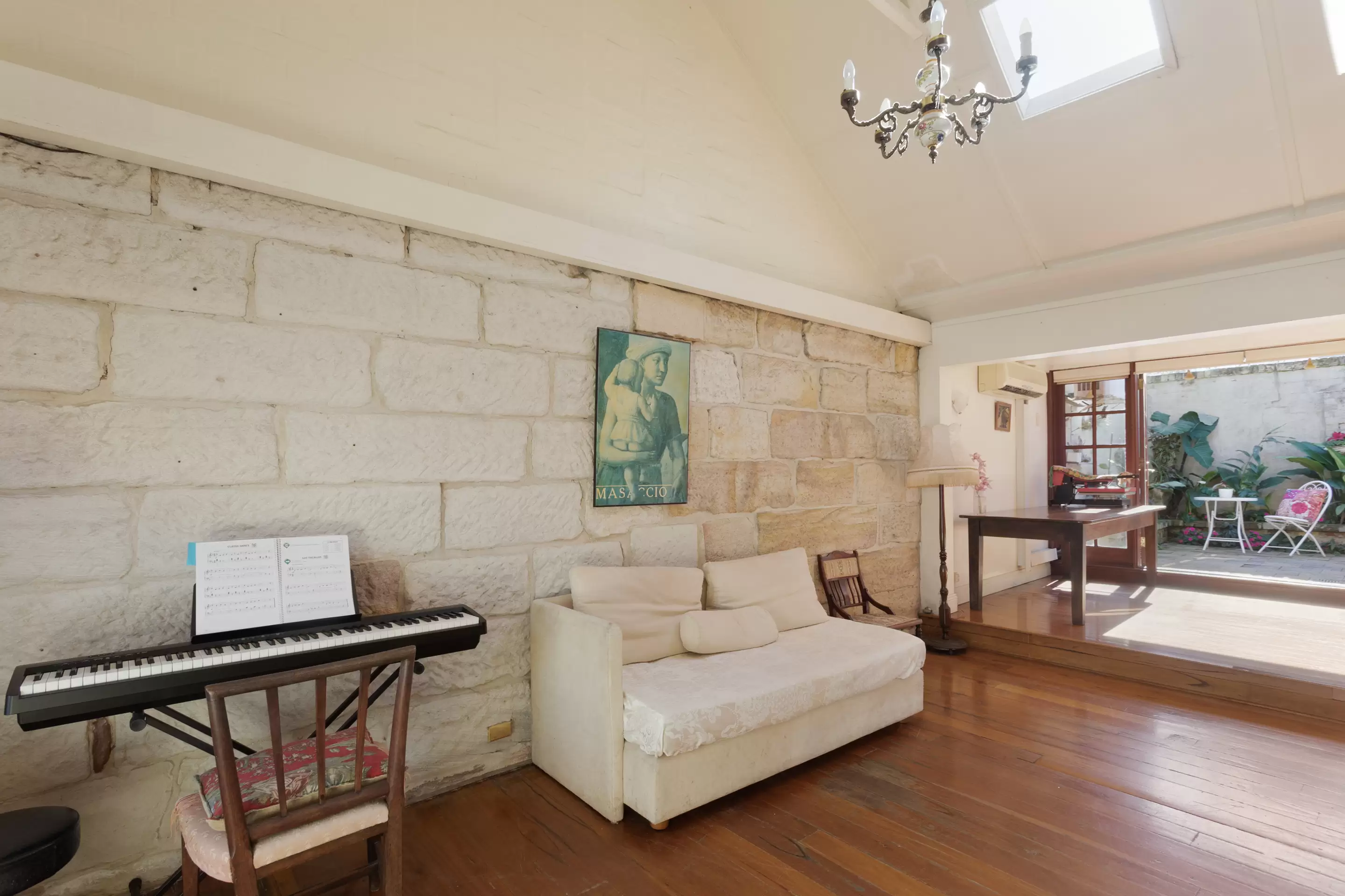8 Gipps Street, Paddington Sold by Sydney Sotheby's International Realty - image 2