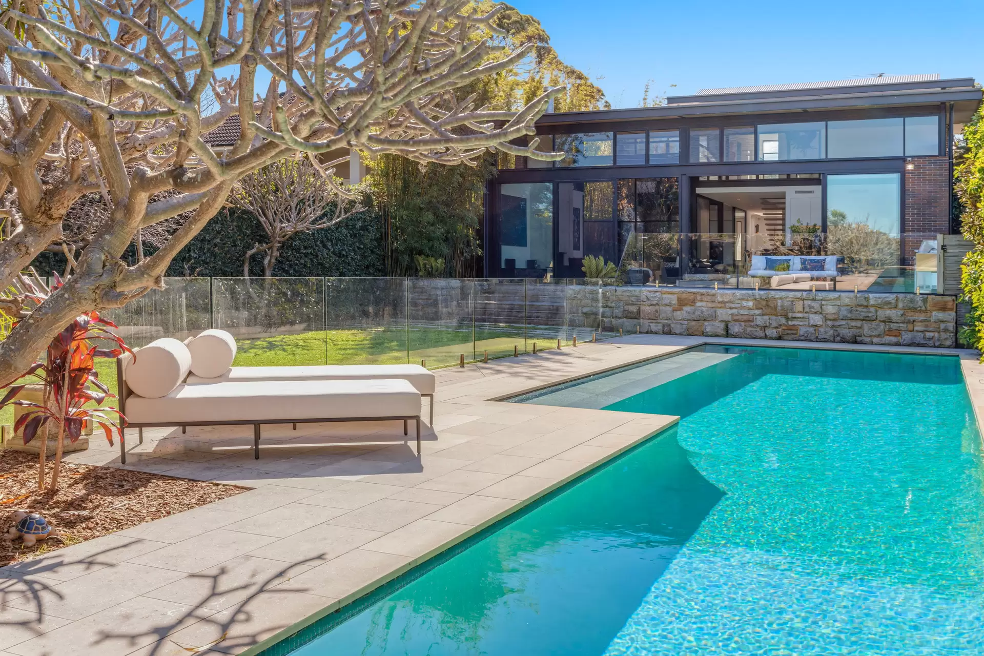13 Asquith Avenue, Rosebery Sold by Sydney Sotheby's International Realty - image 2