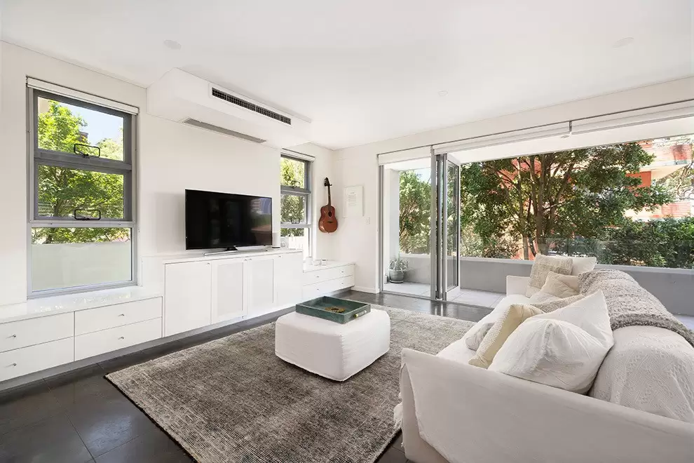 2/33 Kensington Road, Kensington For Sale by Sydney Sotheby's International Realty - image 3