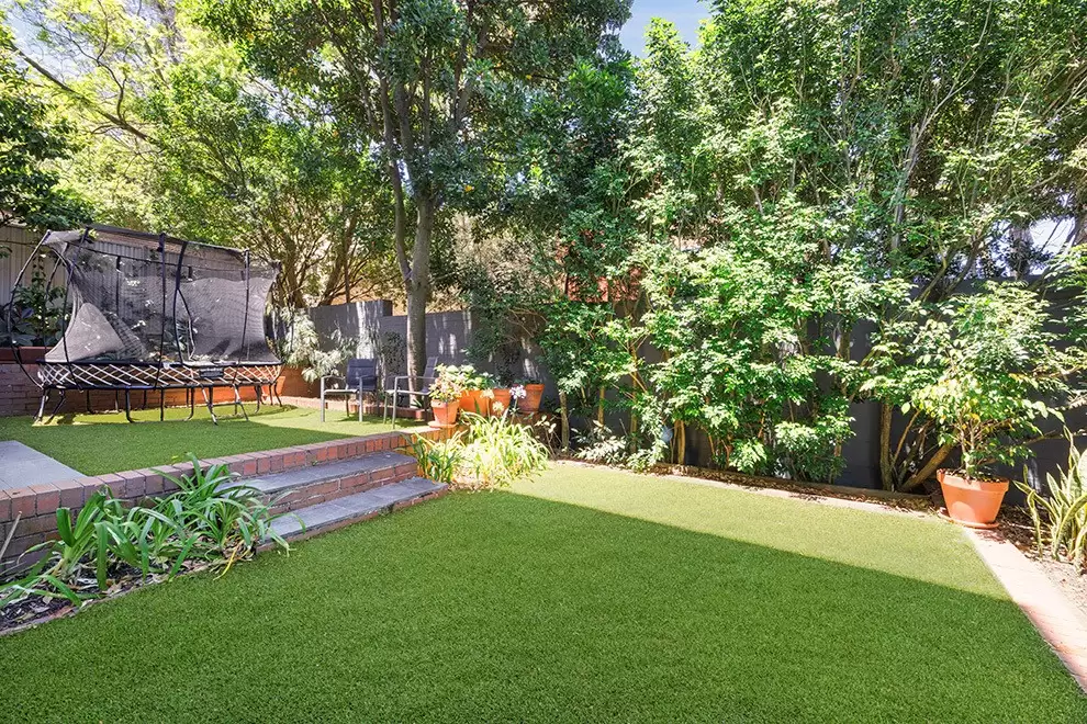 2/33 Kensington Road, Kensington For Sale by Sydney Sotheby's International Realty - image 2