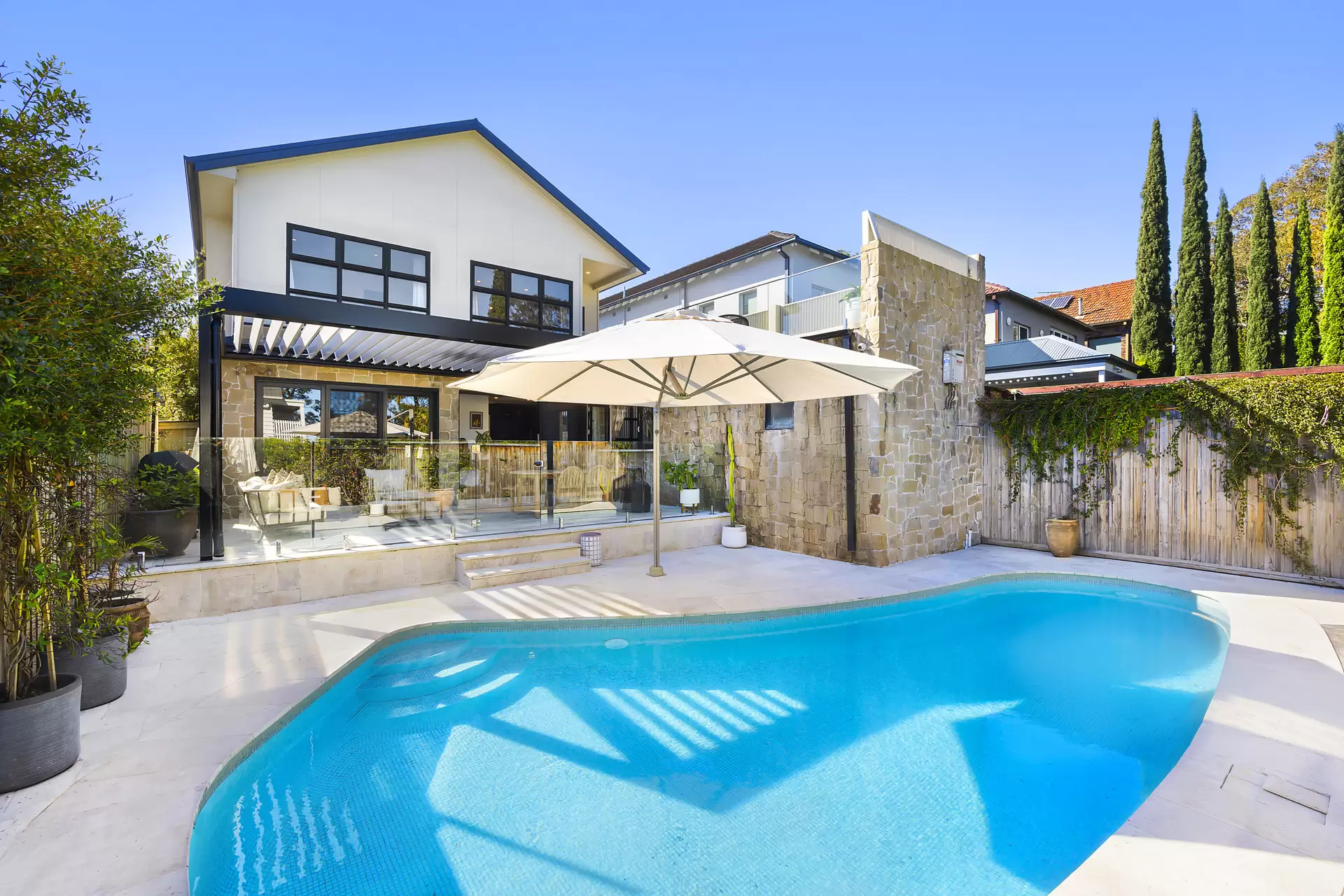231 Rainbow Street, South Coogee For Sale by Sydney Sotheby's International Realty - image 1