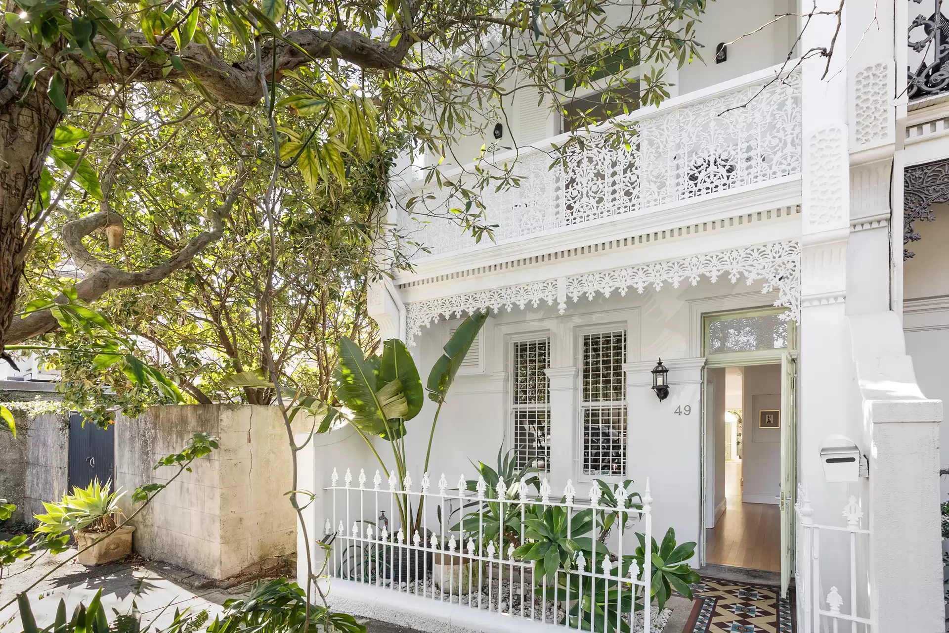 49 Hopetoun Street, Paddington Sold by Sydney Sotheby's International Realty - image 1
