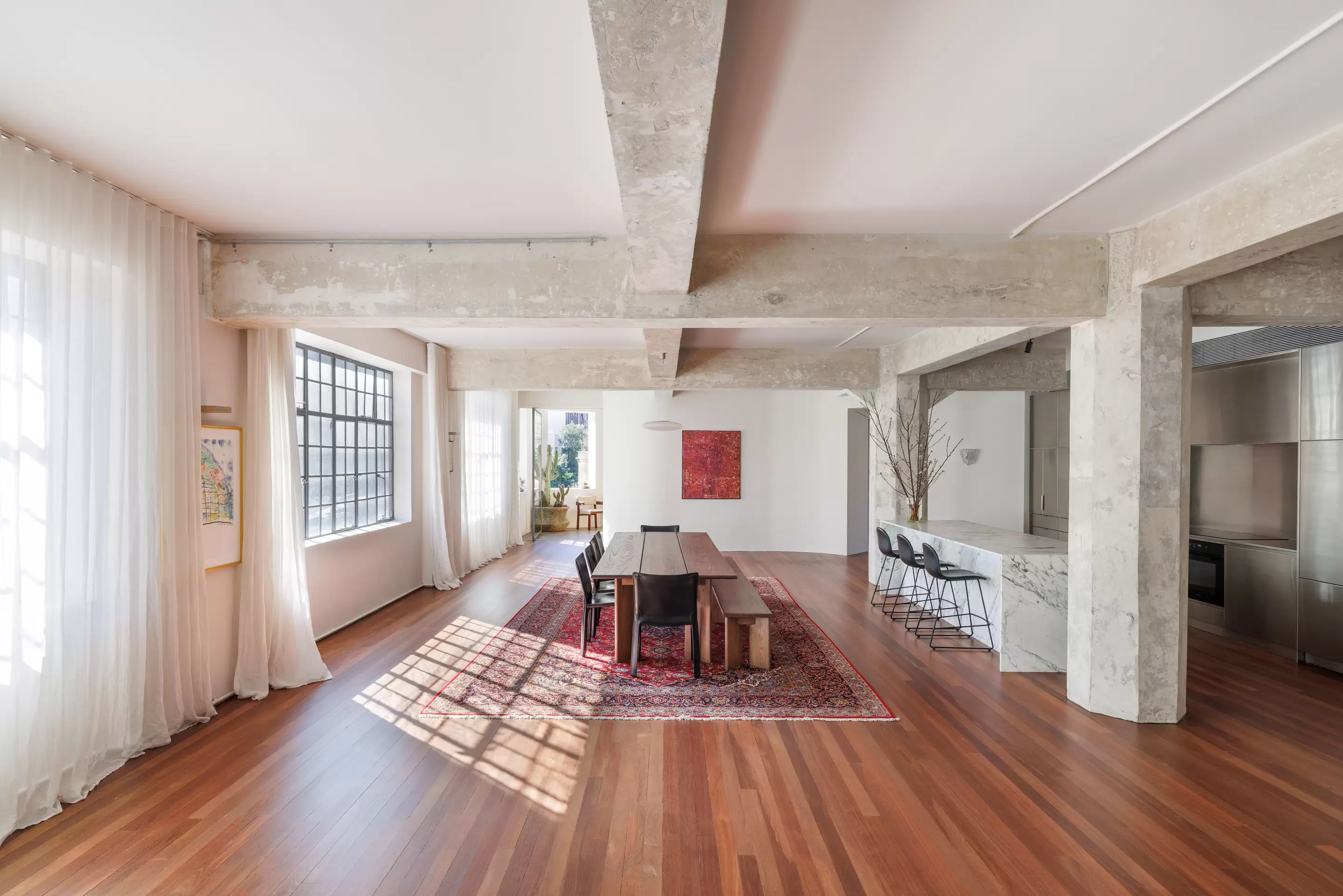 4/46 Foster Street, Surry Hills Sold by Sydney Sotheby's International Realty - image 2