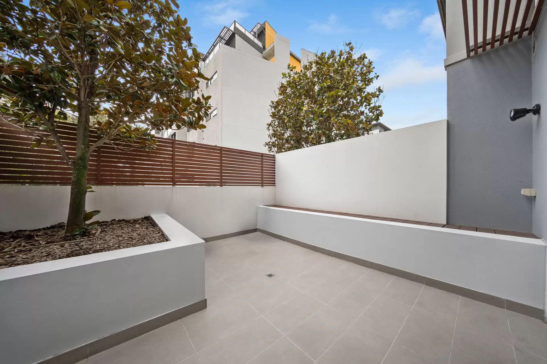 1/19-21 Wilson Street, Botany Auction by Sydney Sotheby's International Realty - image 6
