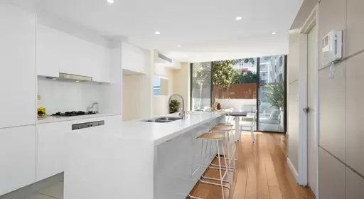 1/19-21 Wilson Street, Botany Auction by Sydney Sotheby's International Realty